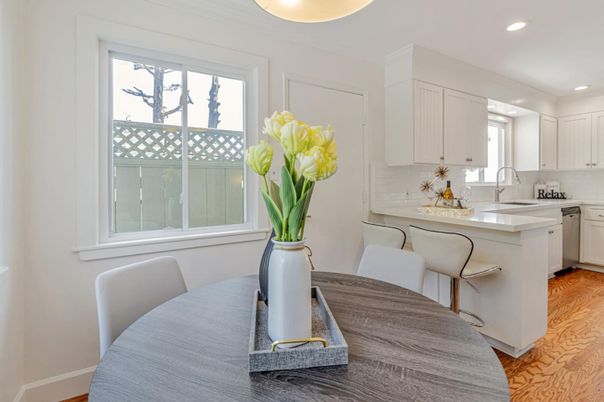 Dining room, Interior, Kitchen, Recessed Lighting, Wood Texture Flooring