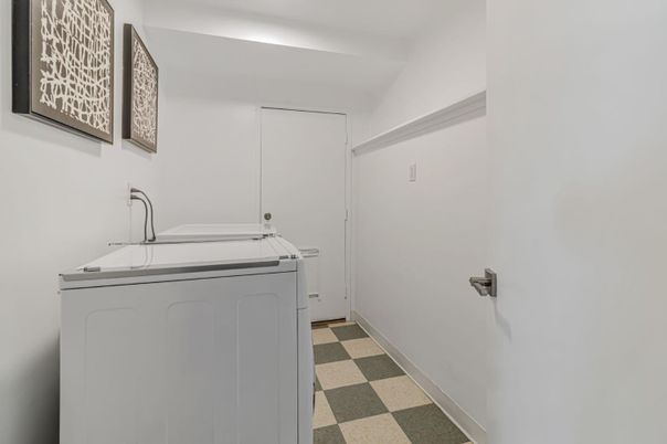 Interior, Washer