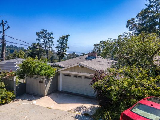 Detached Garage, Exterior