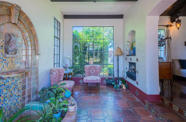 Fireplace, Interior
