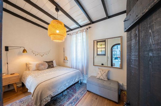 Bedroom, Interior, Pendant Lights, Wood Texture Flooring