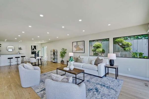 Dining room, Interior, Living room, Recessed Lighting, Wood Texture Flooring