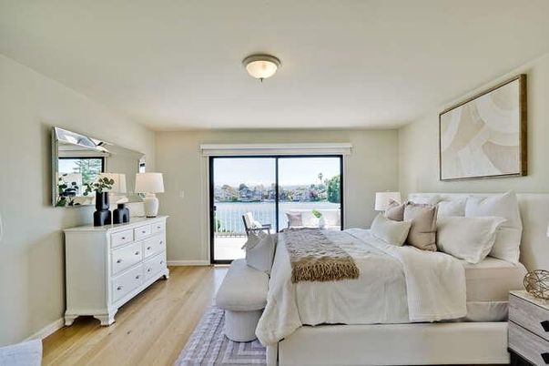 Bedroom, Interior, Water, Wood Texture Flooring