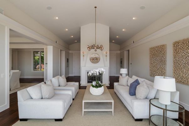 Fireplace, Interior, Living room, Pendant Lights, Recessed Lighting, Wood Texture Flooring
