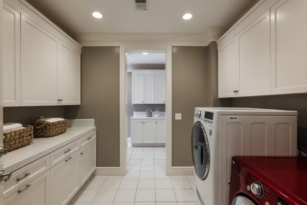 Interior, Recessed Lighting, Washer