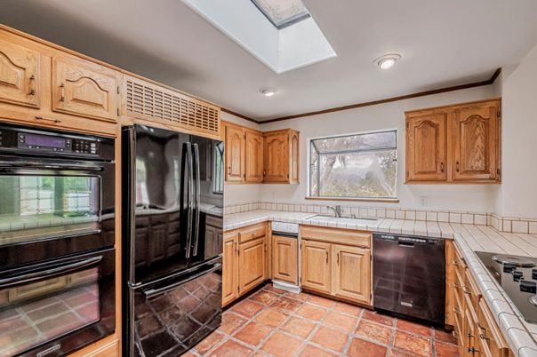 Interior, Kitchen, Recessed Lighting, Tile Countertops