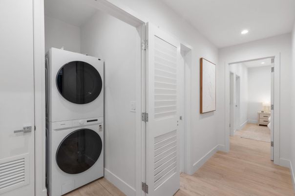 Interior, Recessed Lighting, Utility Closets, Washer, Wood Texture Flooring