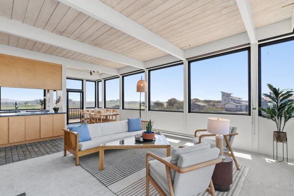Dining room, Interior, Living room, Sun Room