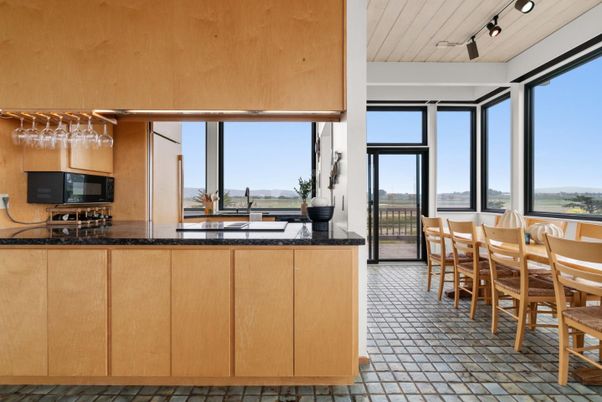 Dining room, Interior, Water