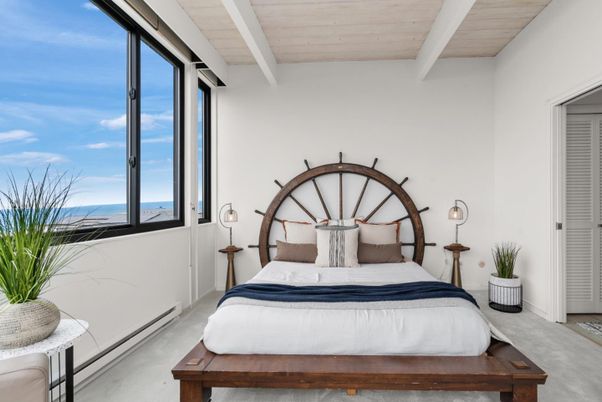 Bedroom, Interior, Water