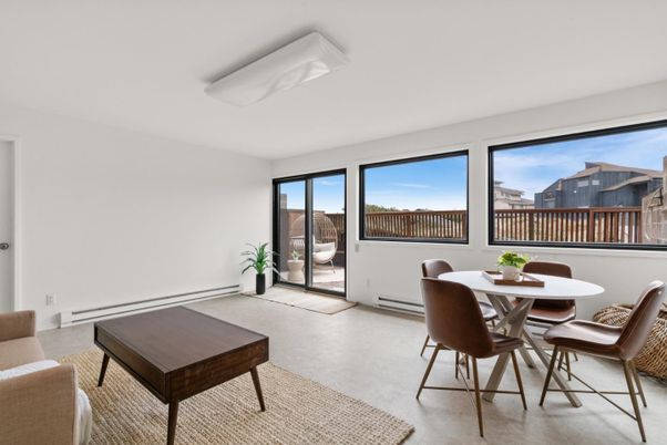 Dining room, Interior