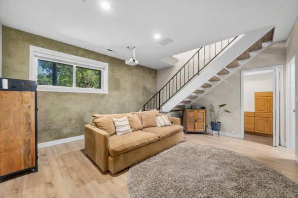 Interior, Living room, Recessed Lighting, Wood Texture Flooring
