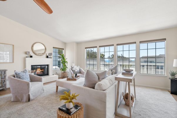 Fireplace, Interior, Living room, Water