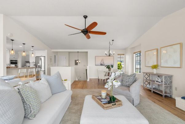 Chandelier, Dining room, Interior, Kitchen, Living room, Pendant Lights, Stainless Steel Appliances, Wood Texture Flooring