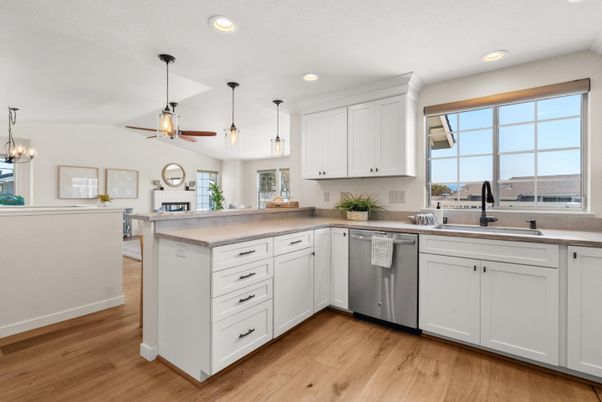 Interior, Kitchen, Pendant Lights, Recessed Lighting, Wood Texture Flooring