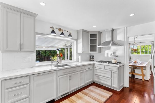 Dining room, Interior, Kitchen, Recessed Lighting, Wood Texture Flooring