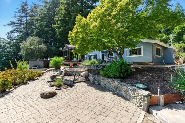 Exterior, Hot Tub
