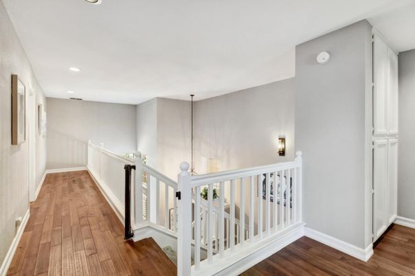 Interior, Pendant Lights, Recessed Lighting, Wood Texture Flooring