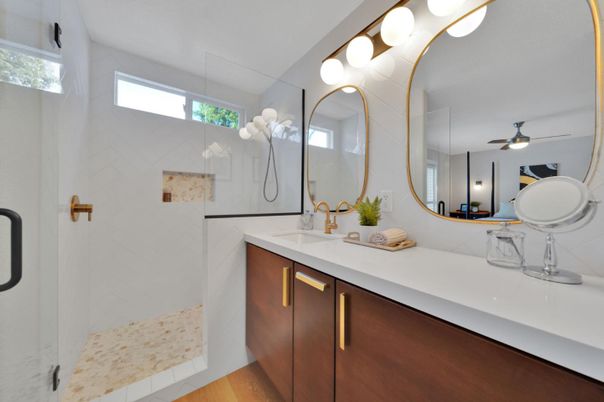 Bathroom, Dual Sink Vanities, Interior