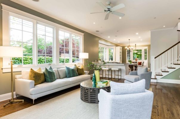 Chandelier, Dining room, Interior, Living room, Pendant Lights, Recessed Lighting, Wood Texture Flooring