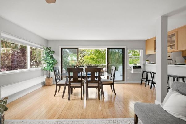 Dining room, Interior, Wood Texture Flooring