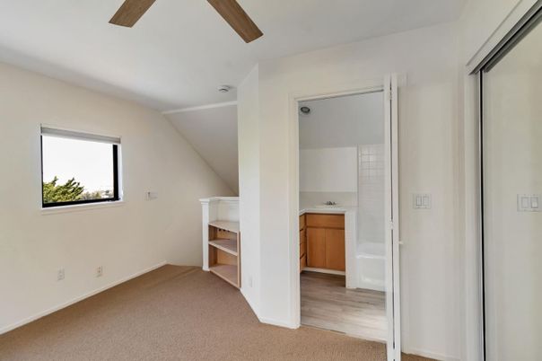 Bathroom, Empty room, Interior