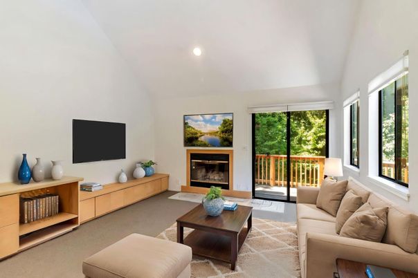 Fireplace, Interior, Living room, Recessed Lighting