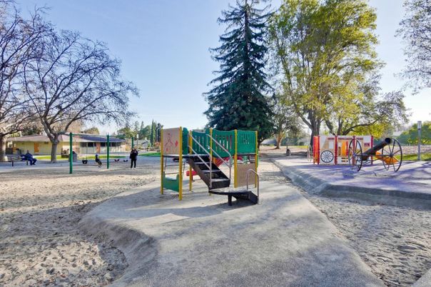 Backyard, Exterior, Playground