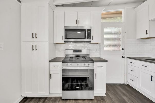 Interior, Kitchen, Stainless Steel Appliances, Wood Texture Flooring