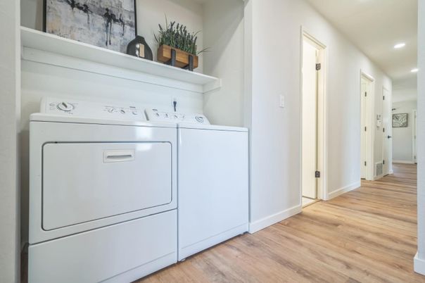 Interior, Recessed Lighting, Utility Closets, Washer, Wood Texture Flooring