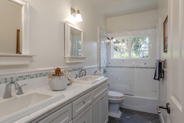 Bathroom, Interior, Tile Countertops