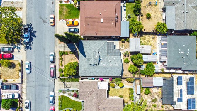 Exterior, Drone