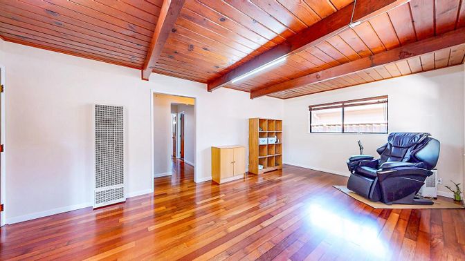 Empty room, Interior, Wooden Beams, Wooden Ceilings, Wood Texture Flooring