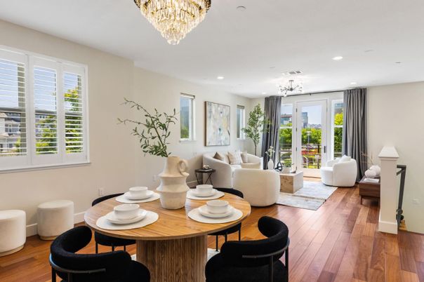 Chandelier, Dining room, Interior, Living room, Recessed Lighting, Wood Texture Flooring