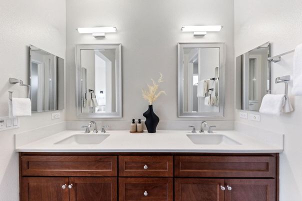 Bathroom, Dual Sink Vanities, Interior