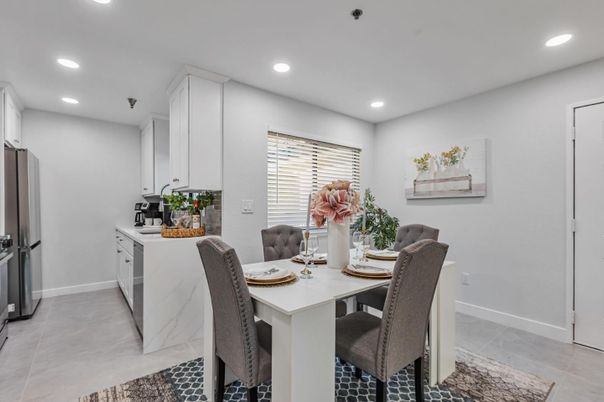 Dining room, Interior, Kitchen, Recessed Lighting