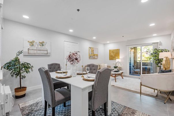 Dining room, Interior, Recessed Lighting