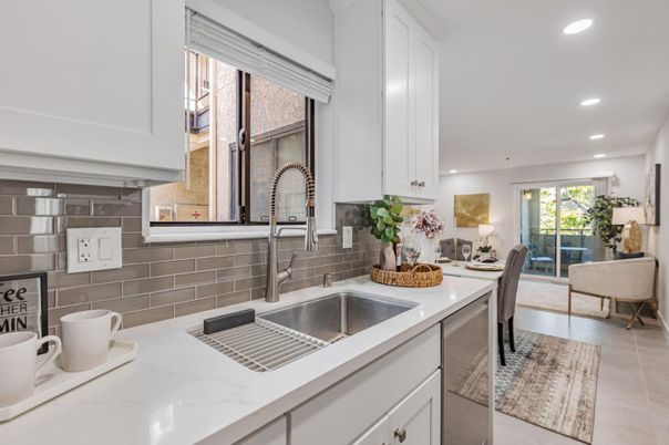 Dining room, Interior, Kitchen, Recessed Lighting, Stainless Steel Appliances