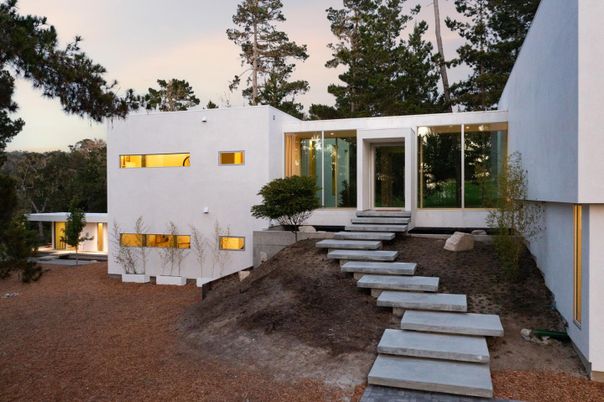 Backyard, Exterior, Facade, Modern