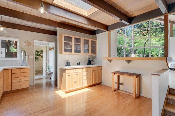 Interior, Pendant Lights, Wooden Beams, Wooden Ceilings, Wood Texture Flooring