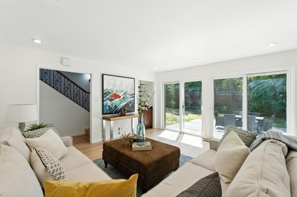 Interior, Living room, Recessed Lighting, Wood Texture Flooring