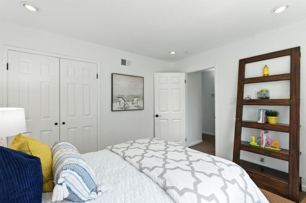 Bedroom, Interior, Recessed Lighting