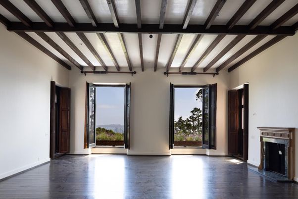Empty room, Fireplace, Interior, Wooden Beams, Wood Texture Flooring