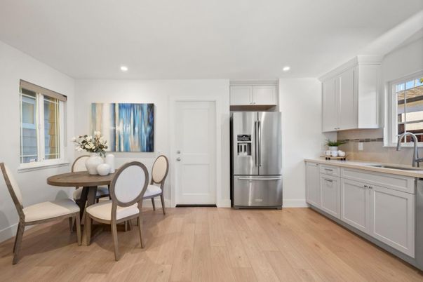 Dining room, Interior, Kitchen, Recessed Lighting, Stainless Steel Appliances, Wood Texture Flooring