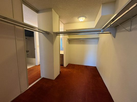 Interior, Walk-in Closets