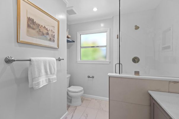 Bathroom, Interior, Marble, Recessed Lighting