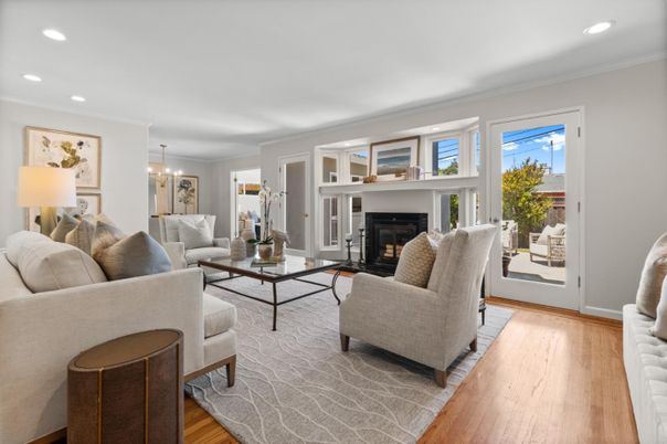 Fireplace, Interior, Living room, Pendant Lights, Recessed Lighting, Wood Texture Flooring