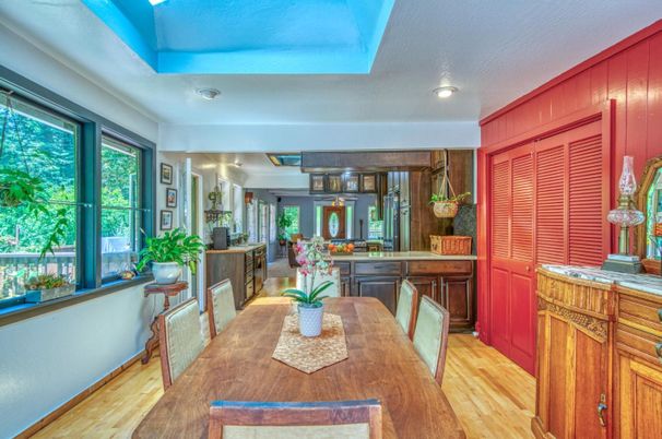 Dining room, Interior, Kitchen, Recessed Lighting, Wood Texture Flooring