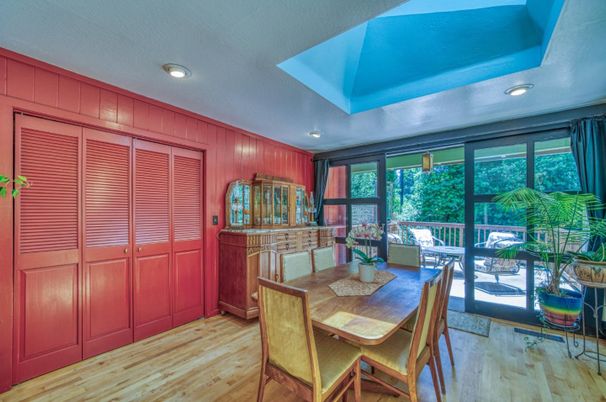 Dining room, Interior, Recessed Lighting, Wood Texture Flooring