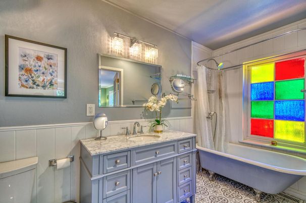 Bathroom, Free Standing Baths, Interior